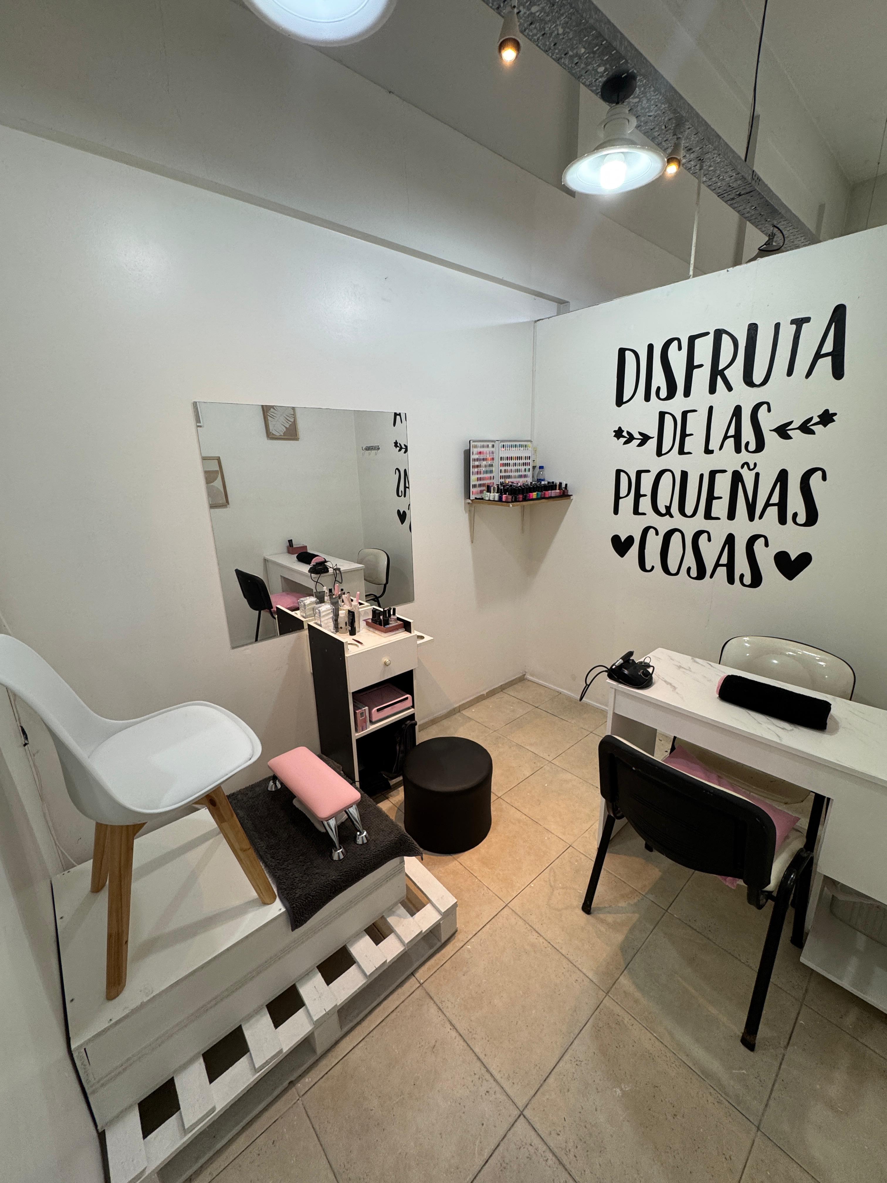 Profesional en manicura